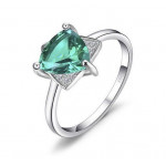 Ring aus Silber mit Smaragd