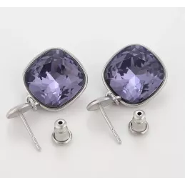 Ohrhänger mit violettem Kristall