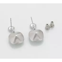Ohrstecker mit grünem Kristall