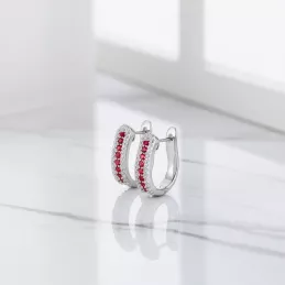 Ohrringe aus Silber mit Rubin